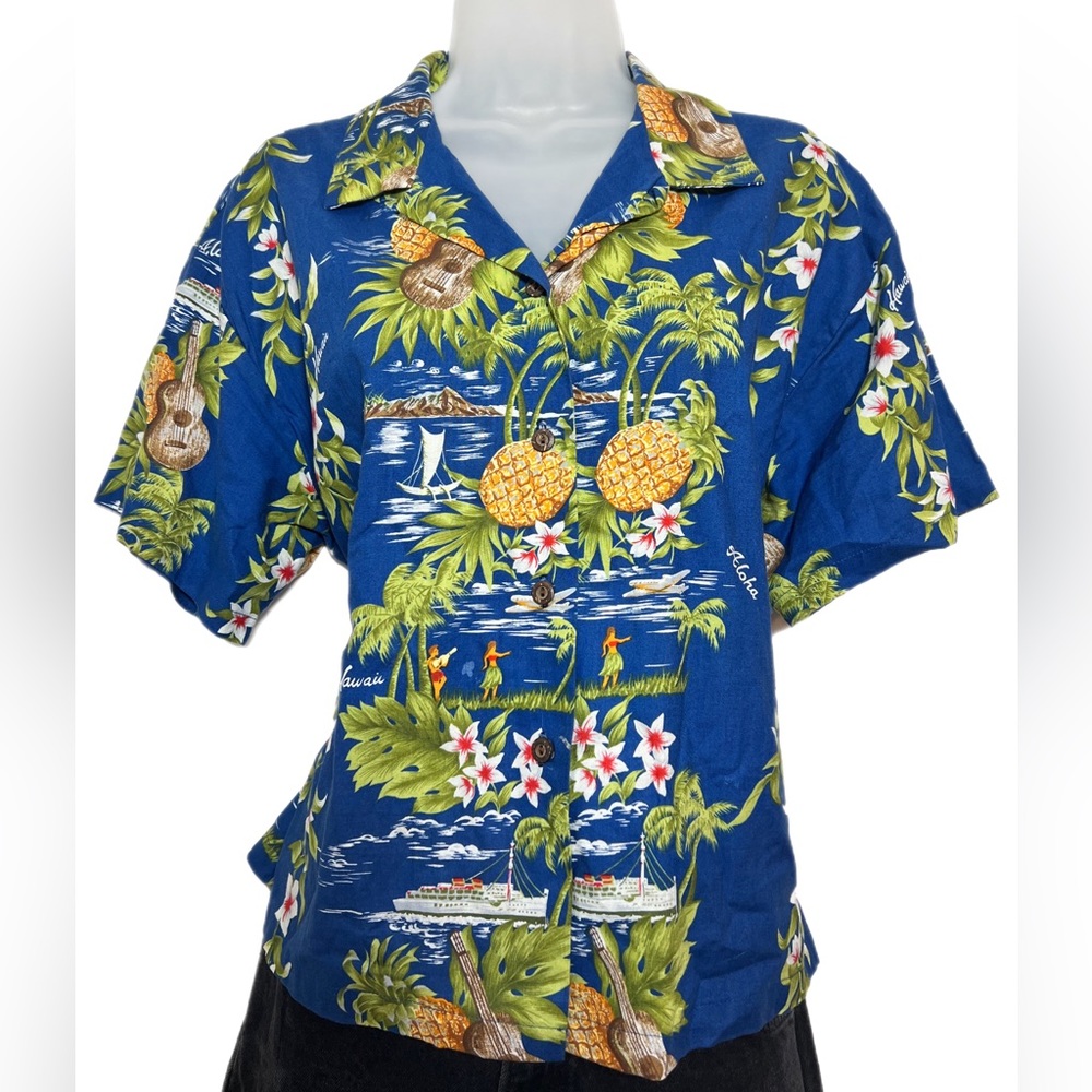 Vintage Retro Hawaiian Large Blue Button Down Top